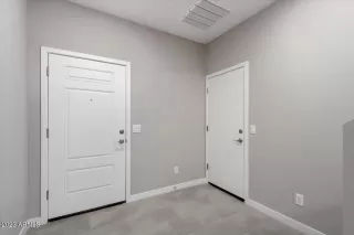 Photo #2: 6545755 Listing