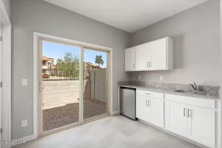 Photo #6: 6545755 Listing