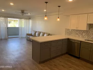 Photo #1: 6545758 Listing 