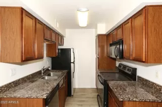 Photo #6: 6545804 Listing