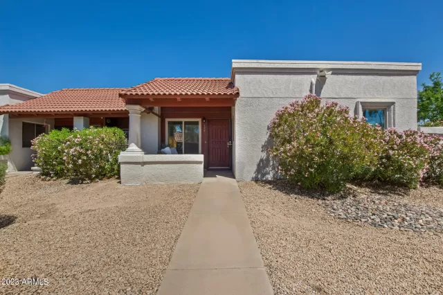 MLS: 6545838 Condo For Sale