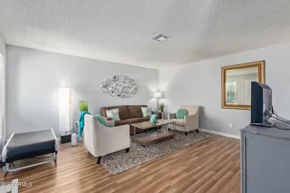 Photo #4: 6545838 Listing