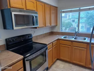 Photo #6: 6545841 Listing