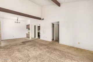 Photo #6: 6545938 Listing