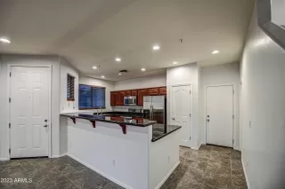 Photo #2: 6545985 Listing