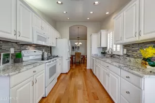 Photo #4: 6546028 Listing 