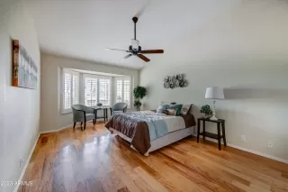 Photo #6: 6546028 Listing 