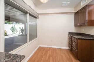Photo #5: 6546230 Listing