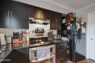 Photo #5: 6546329 Listing