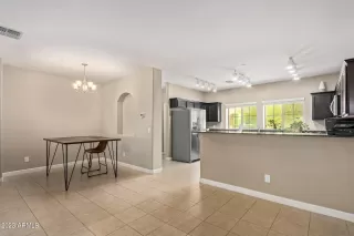 Photo #6: 6546476 Listing