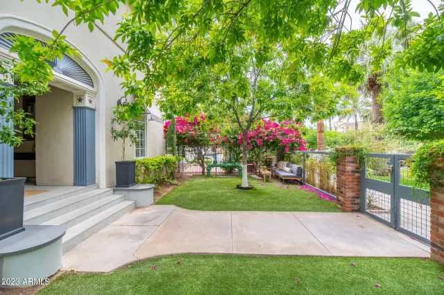 MLS: 6546487 Condo For Sale