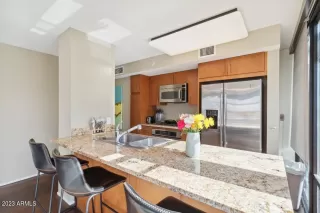 Photo #2: 6546536 Listing