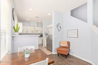 Photo #3: 6546697 Listing