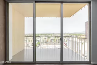 Photo #3: 6546748 Listing