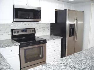 Photo #4: 6546770 Listing 