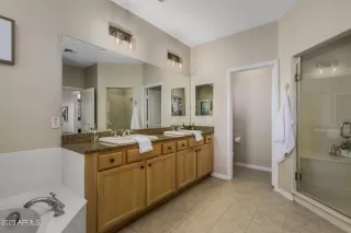 Photo #4: 6546876 Listing