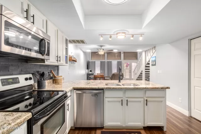 MLS: 6547019 Condo For Sale