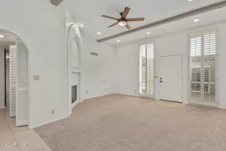 Photo #5: 6547178 Listing