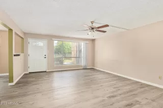 Photo #4: 6547234 Listing