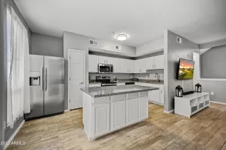 Photo #6: 6547255 Listing 