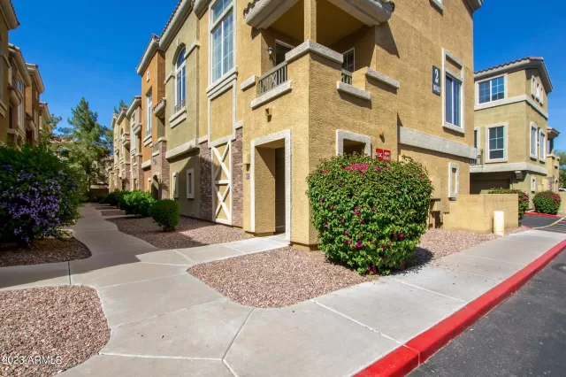 MLS: 6547286 Condo For Sale