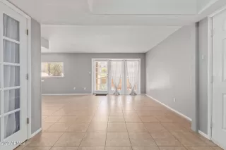 Photo #2: 6547306 Listing