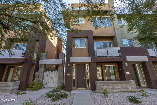 MLS: 6547328 Condo For Sale