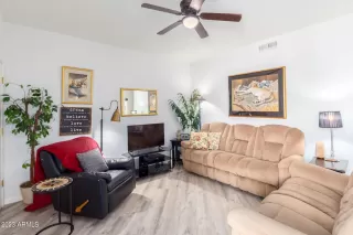 Photo #4: 6547491 Listing