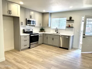 Photo #3: 6547542 Listing