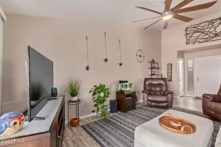 Photo #2: 6547553 Listing 