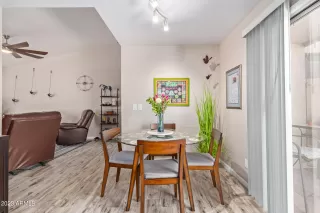 Photo #5: 6547553 Listing 