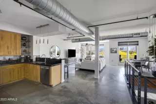 Photo #5: 6547730 Listing 