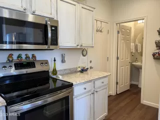 Photo #5: 6548116 Listing 