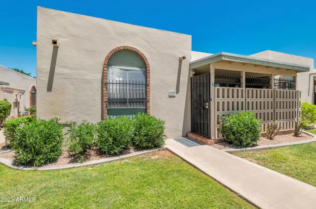 MLS: 6548208 Condo For Sale