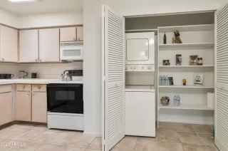 Photo #3: 6548208 Listing