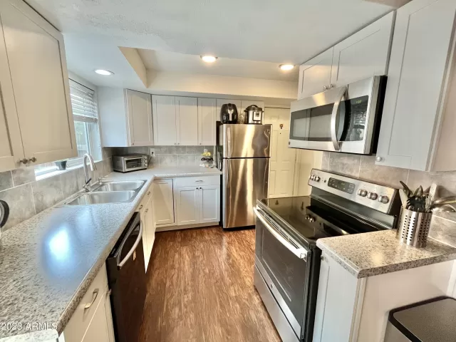 MLS: 6548265 Condo For Sale