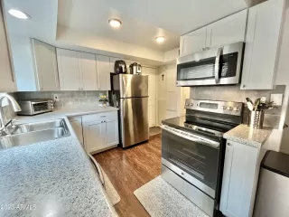 Photo #1: 6548265 Listing