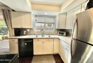 Photo #2: 6548265 Listing