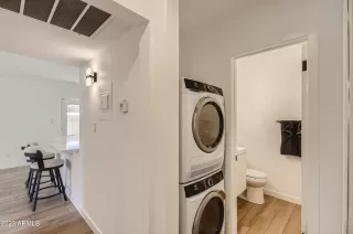 Photo #6: 6548277 Listing