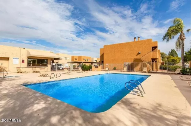 MLS: 6548344 Condo For Sale