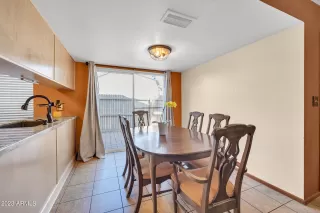 Photo #3: 6548783 Listing