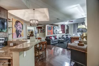 Photo #5: 6548788 Listing