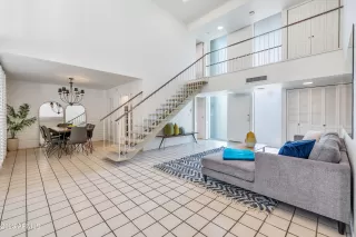 Photo #5: 6548852 Listing