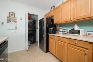 Photo #6: 6548942 Listing 