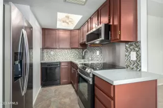 Photo #6: 6549042 Listing 