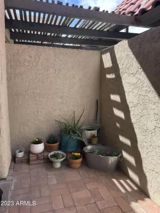 Photo #3: 6549140 Listing