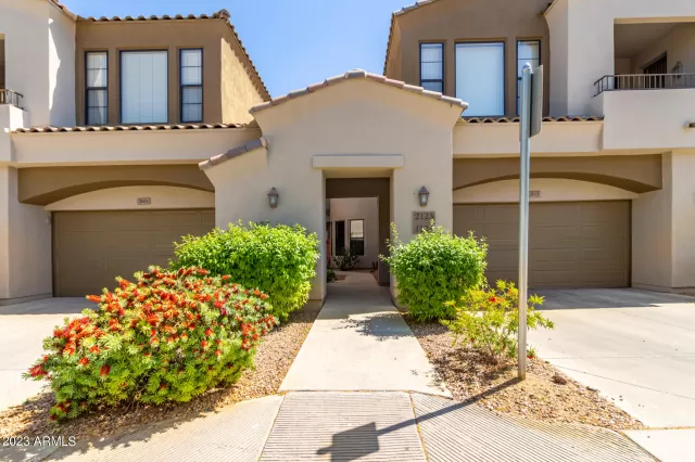 MLS: 6549361 Condo For Sale