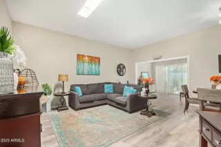 Photo #2: 6549376 Listing 