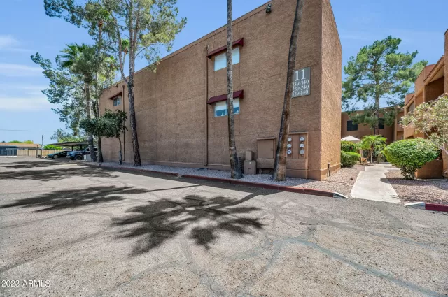 MLS: 6549550 Condo For Sale