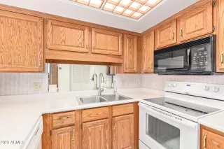 Photo #3: 6549591 Listing